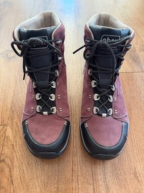 AHNU Montara Hiking Boots